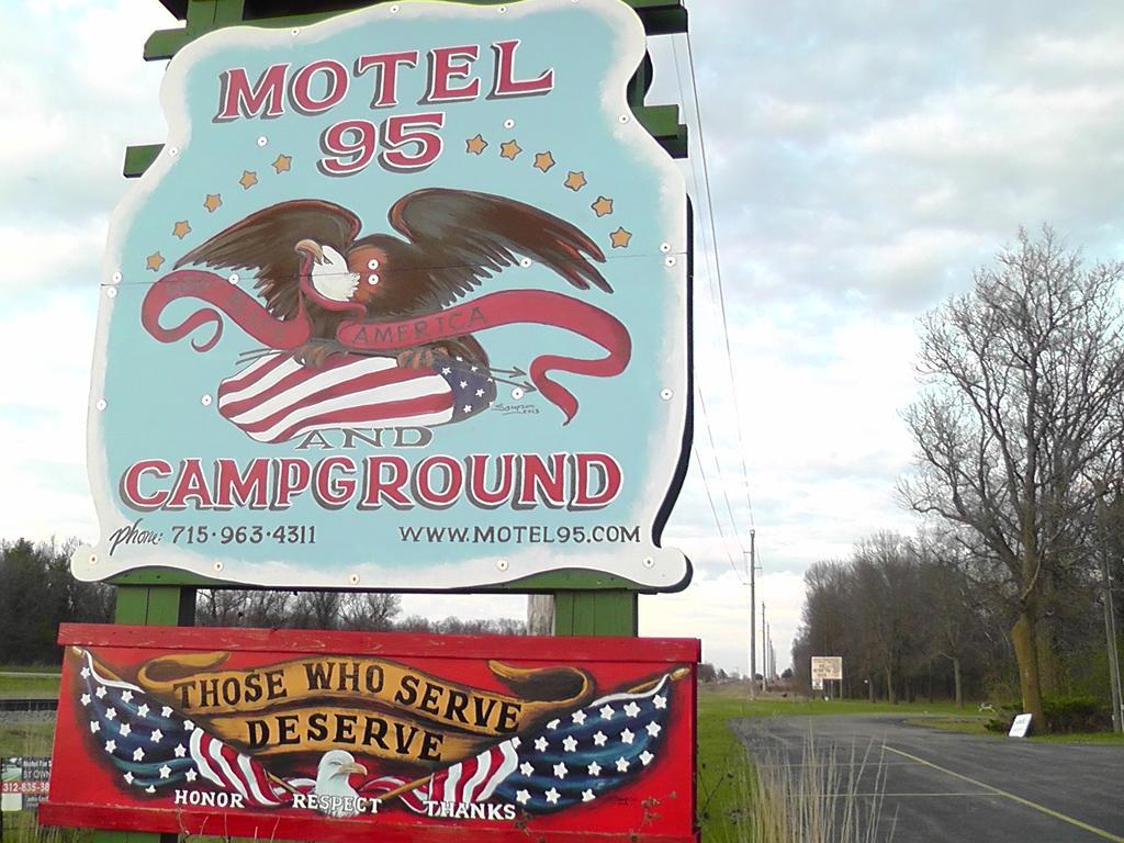 Motel 95&Campground Hixton Exterior foto