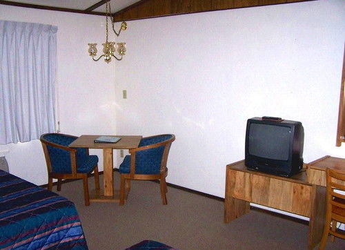 Motel 95&Campground Hixton Exterior foto